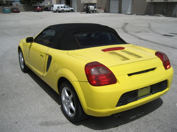 Toyota MR2 Spyder soft top, produced in Haartz Stayfast Canvas and comes with glass window & demister