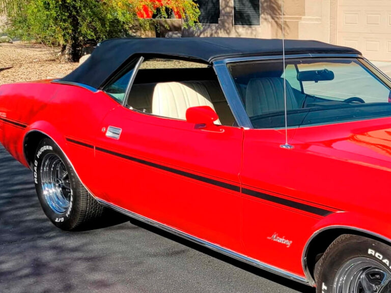Ford Mustang Folding Glass Window Only, Produced In Haartz Single Texture Forte Vinyl And Comes With Zipper